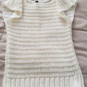 Cream silky cotton Sleeveless top. NWOT. XS size. Excellent condition!